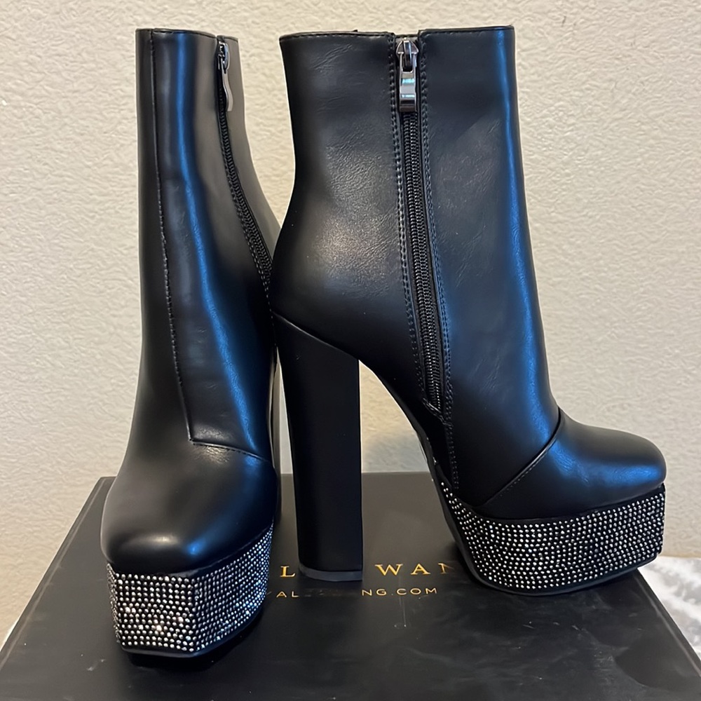 Azalea wang - Picture 4 of 5